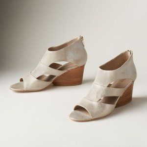 NIB Donald Pliner Jenkins heeled sandals
